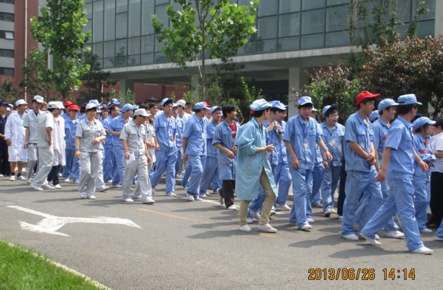 Betway必威亦庄园区2013年消防分散演习圆满成功6.jpg